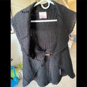 Romeo & Juliet Couture sweater vest- size small